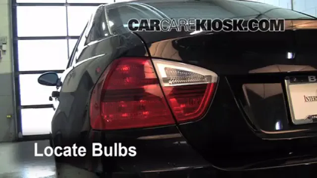 2008 BMW 328xi 3.0L 6 Cyl. Sedan (4 Door) Luces Luz trasera (reemplazar foco)